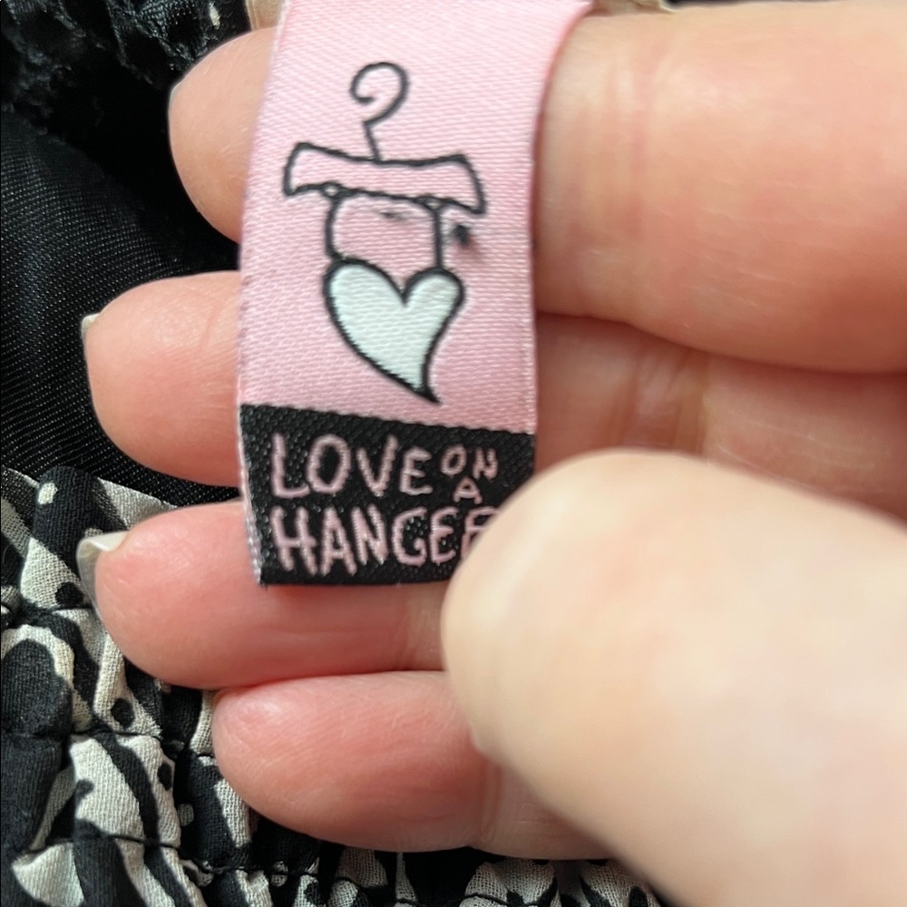 Love On A Hanger Black Spaghetti Strap Lined Knee Length Dress - Picture 7 of 8